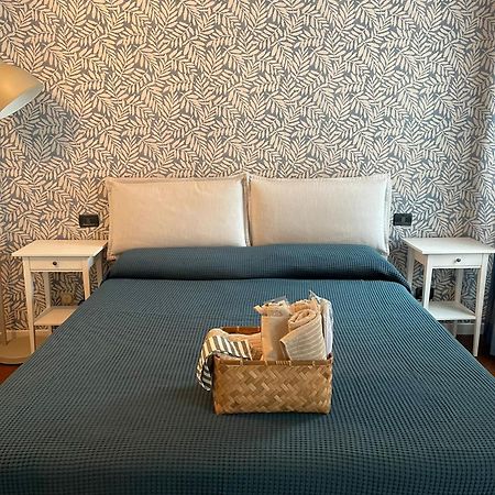 Amelie Apartment Desenzano del Garda Eksteriør bilde