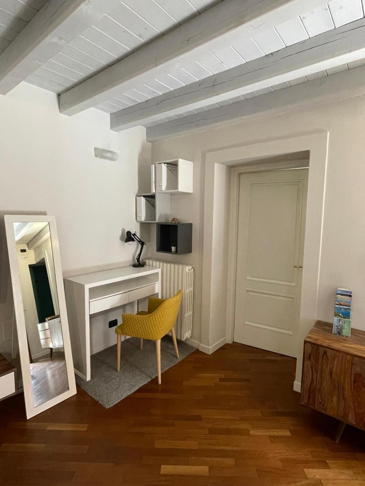 Amelie Apartment Desenzano del Garda Eksteriør bilde
